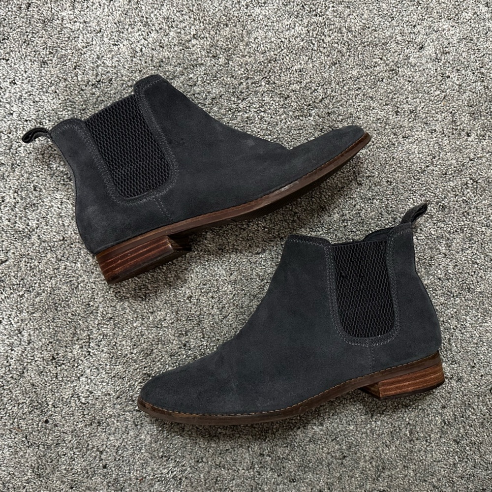 TOMS | Gray Pull On Suede Ankle Boots Size 8.5